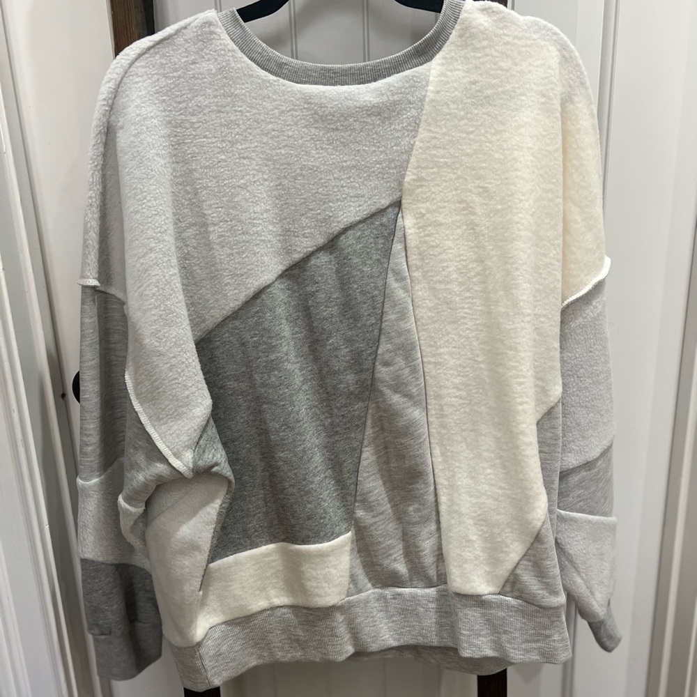 BKE Sweater